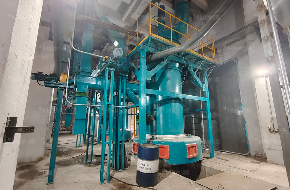 石油焦磨粉機(jī) 石油焦磨粉機(jī)