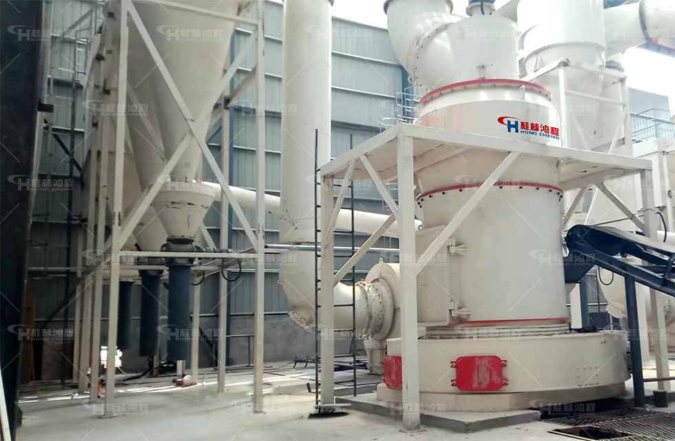 活性炭磨粉機(jī) 活性炭磨粉機(jī)